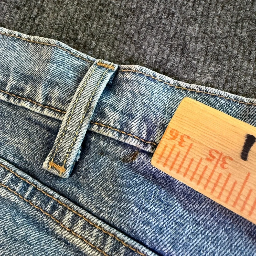 Levis 514 Straight Fit Jeans Mens 40x30 *38x29* Light Wash Blue Denim 00514-1810